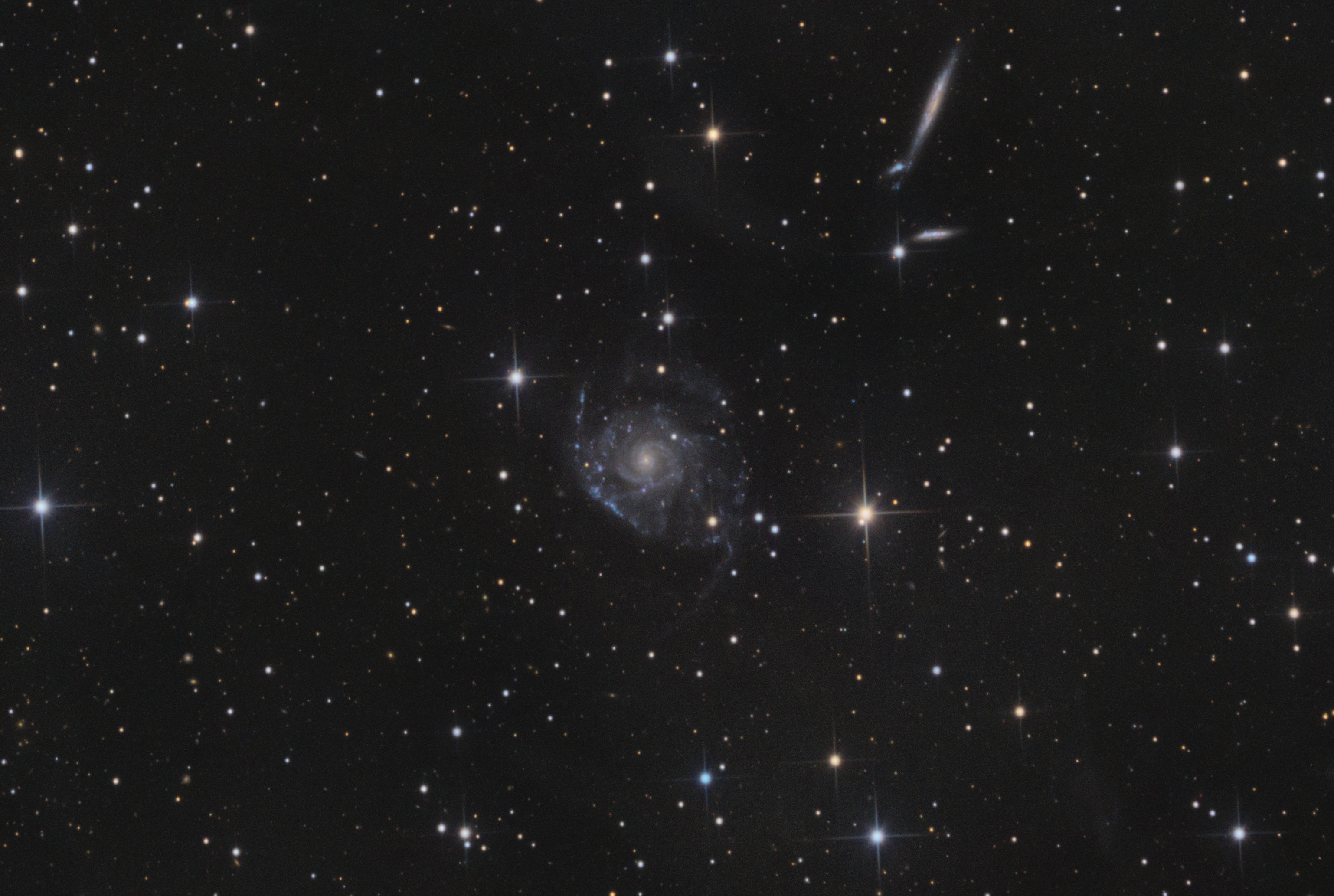 NGC2805